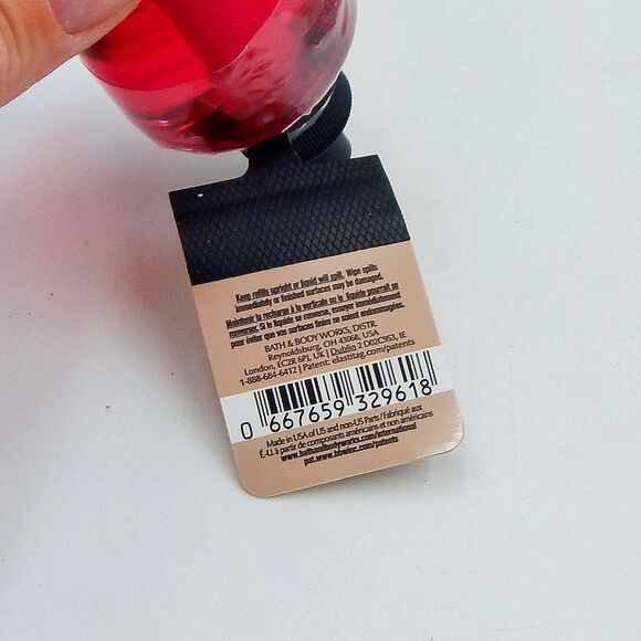 Bath Body Works Cinnamon Stick Wallflowers Refill Warm & Woodsy - Picture 3 of 3